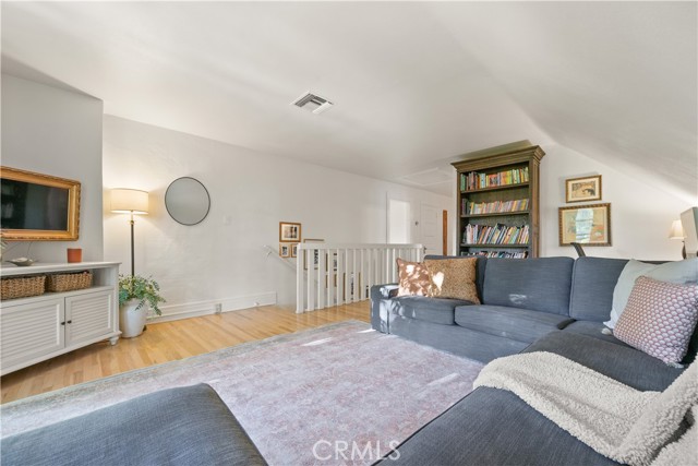 743 Harvard Avenue, Claremont CA: https://media.crmls.org/medias/e77c1c0d-387e-42e2-9f4c-aafaacd4df03.jpg