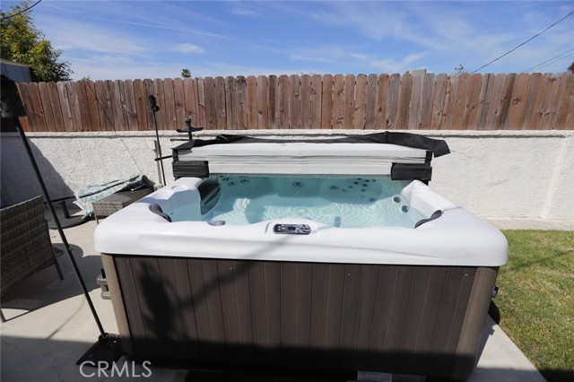 3 Bed Home for Sale in Hawthorne, California