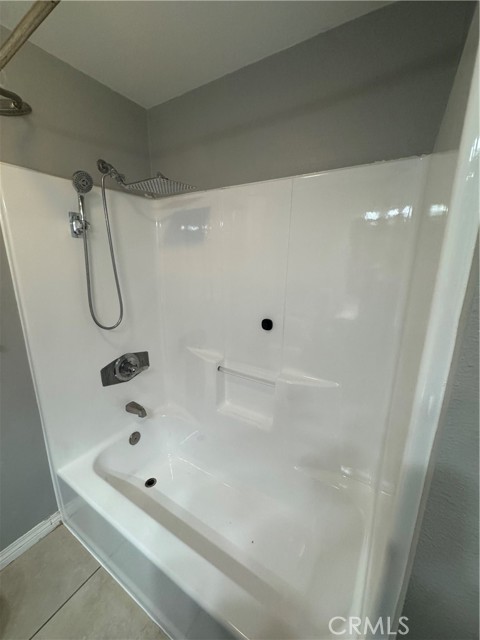 594 Lemon St, Orange CA: https://media.crmls.org/medias/e77dc963-4116-4abd-a156-bd32f151e570.jpg