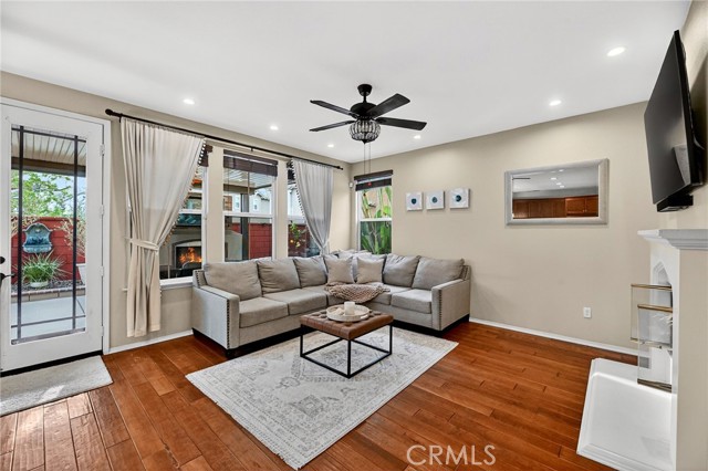 Detail Gallery Image 17 of 58 For 40265 Danbury Ct, Temecula,  CA 92591 - 3 Beds | 2/1 Baths