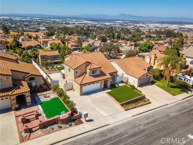22075 Naples Drive, Moreno Valley CA: https://media.crmls.org/medias/e77e4202-a941-48aa-8769-21b00533005d.jpg