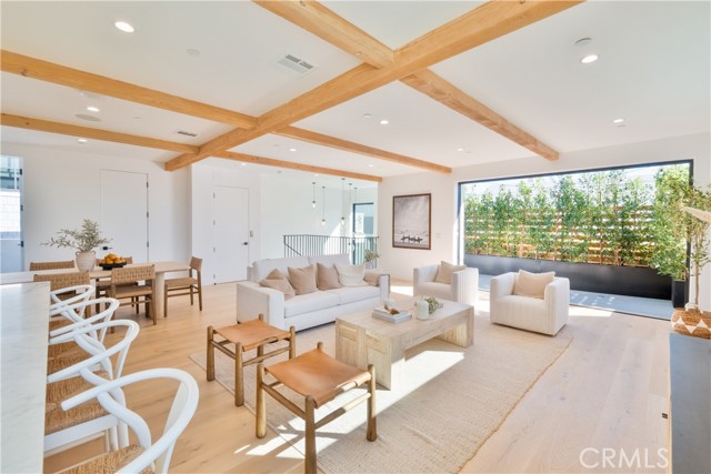 Detail Gallery Image 6 of 54 For 707 2nd St, Hermosa Beach,  CA 90254 - 4 Beds | 4/1 Baths