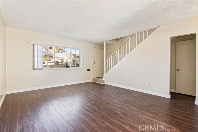 428 Mountain View, Long Beach CA: https://media.crmls.org/medias/e77f68c6-65d0-4893-ab7e-589aea7dd0e8.jpg