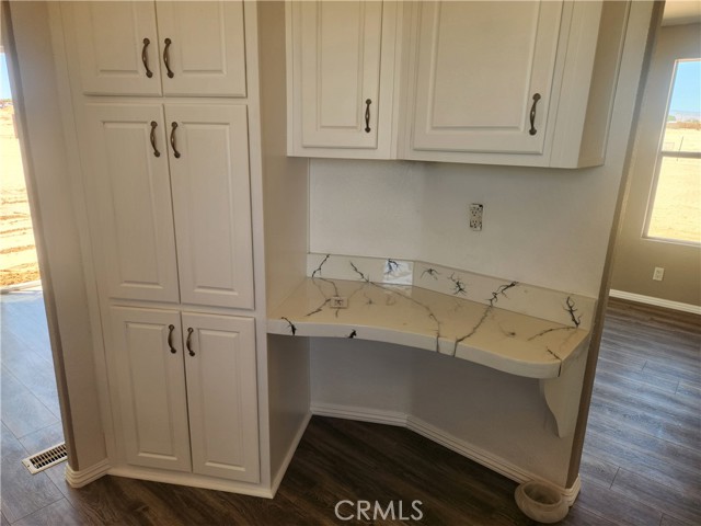 Detail Gallery Image 5 of 11 For 60750 Stagemans Rd, Landers,  CA 92285 - 2 Beds | 2 Baths
