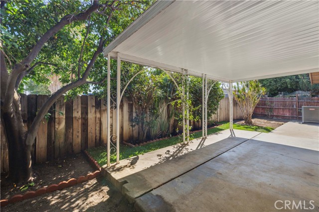 Detail Gallery Image 50 of 55 For 18900 Ledan St, Northridge,  CA 91324 - 4 Beds | 2 Baths