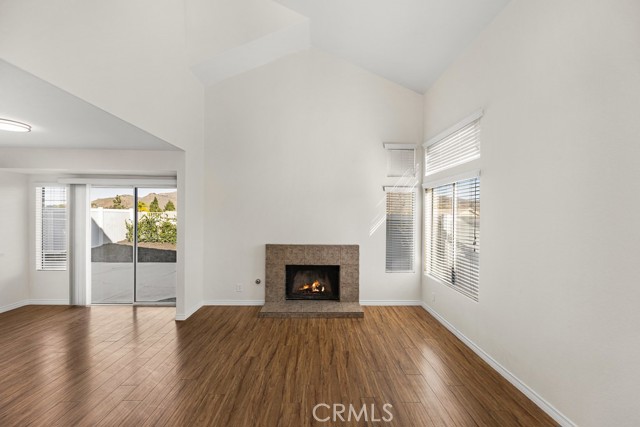 Detail Gallery Image 7 of 18 For 13410 Crystal Springs, Corona,  CA 92883 - 3 Beds | 2/1 Baths