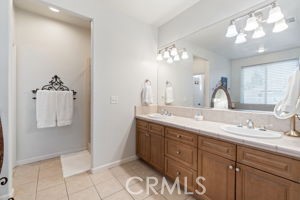 Detail Gallery Image 19 of 47 For 11092 E Le Conte Pass Ct, Clovis,  CA 93619 - 5 Beds | 3/1 Baths
