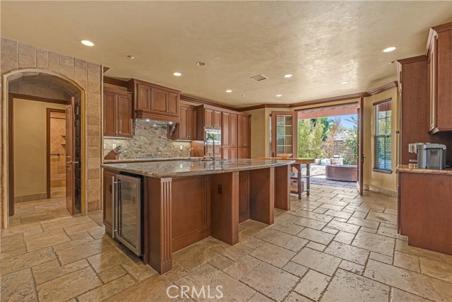 780 W Aster Place, Santa Ana CA: https://media.crmls.org/medias/e7815532-40a8-4eeb-b02e-069ee4d51cd6.jpg
