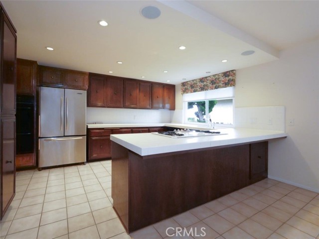 Detail Gallery Image 12 of 37 For 6790 Vallon Dr, Rancho Palos Verdes,  CA 90275 - 4 Beds | 2/1 Baths
