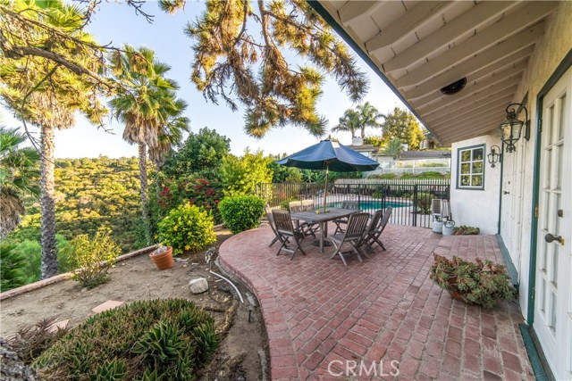 27526 Sunnyridge Road, Palos Verdes Peninsula, California 90274, 4 Bedrooms Bedrooms, ,4 BathroomsBathrooms,Residential,Sold,Sunnyridge,PW17233412