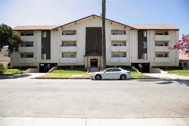 1422 Rock Glen Avenue, Glendale CA: https://media.crmls.org/medias/e783e808-832e-4e02-9127-0945b781966f.jpg