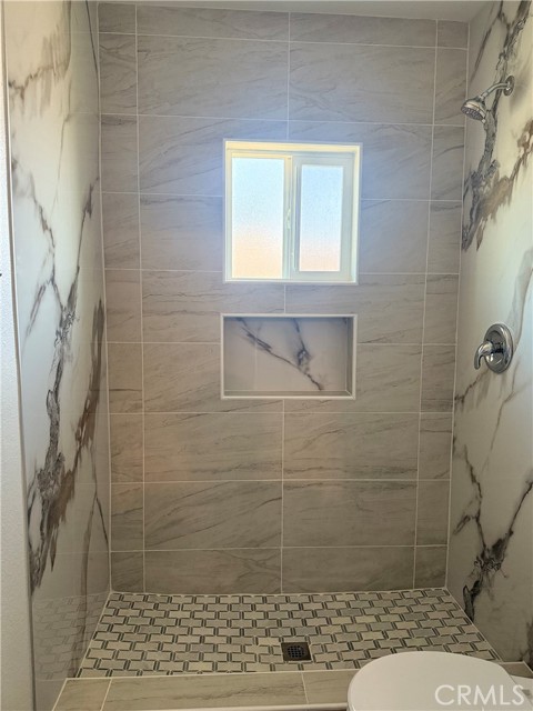 Detail Gallery Image 18 of 21 For 880 S State, Hemet,  CA 92543 - 4 Beds | 2 Baths