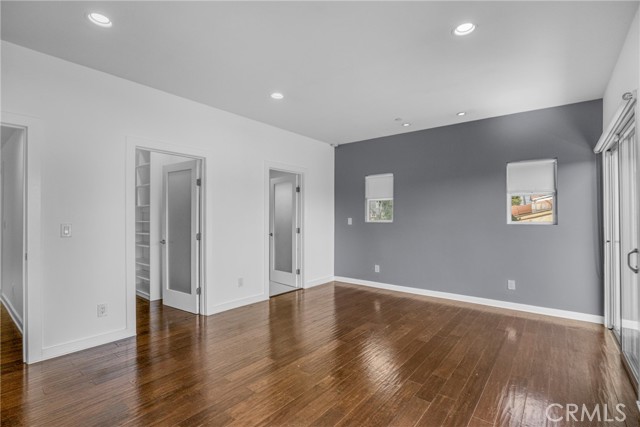 Detail Gallery Image 15 of 41 For 3439 Winslow, Los Angeles,  CA 90026 - 4 Beds | 3 Baths