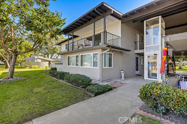 Detail Gallery Image 2 of 48 For 13342 Del Monte 5p,  Seal Beach,  CA 90740 - 2 Beds | 2 Baths