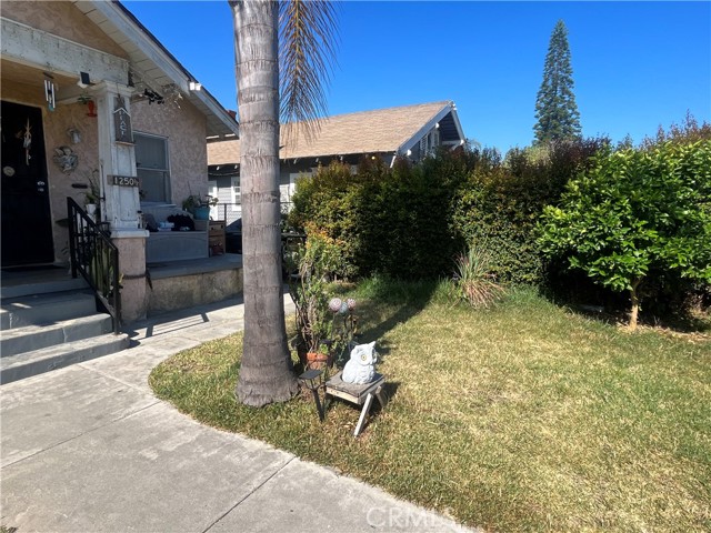 1248 Rolland Curtis Place, Los Angeles CA: https://media.crmls.org/medias/e785bc14-6714-4569-bcba-2cf1d66ce35b.jpg