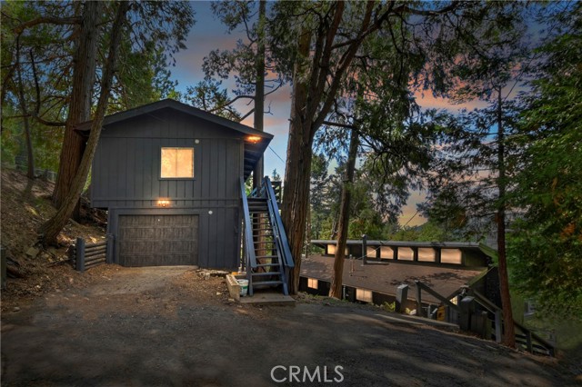 Detail Gallery Image 1 of 43 For 23796 Crest Forest Dr, Crestline,  CA 92325 - 4 Beds | 3 Baths