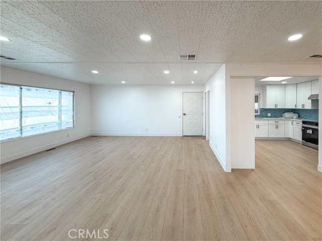 Detail Gallery Image 7 of 13 For 903 Santa Teresa, Hemet,  CA 92545 - 2 Beds | 2 Baths