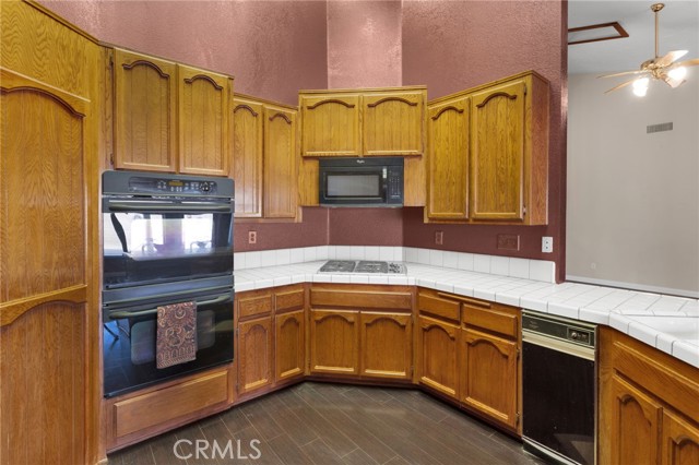 Detail Gallery Image 29 of 65 For 13889 Olathe Rd, Apple Valley,  CA 92307 - 5 Beds | 2/1 Baths