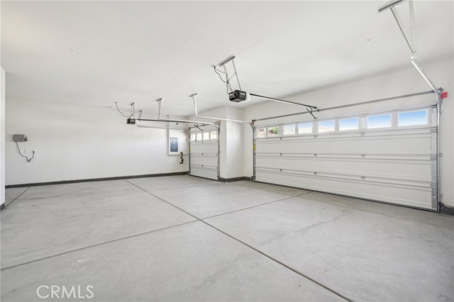 41810 Castello Lane, Palmdale CA: https://media.crmls.org/medias/e7883b52-6de1-4a5d-b72f-e99937f48a98.jpg