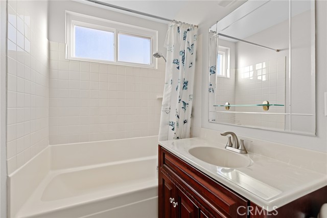 Detail Gallery Image 23 of 46 For 520 S Adria St, Anaheim,  CA 92802 - 4 Beds | 2 Baths