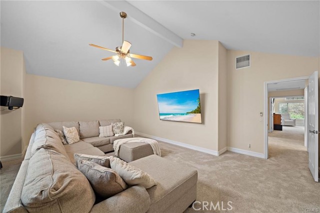 2811 N Roxbury, Orange CA: https://media.crmls.org/medias/e78a4340-fc98-48cc-a17d-e50f86ae9f5c.jpg