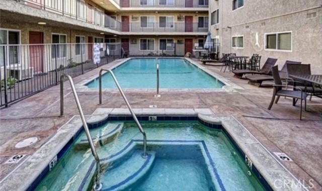 Detail Gallery Image 12 of 13 For 20327 Saticoy St #102,  Winnetka,  CA 91306 - 1 Beds | 1 Baths