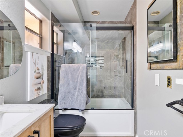 Detail Gallery Image 36 of 75 For 17970 Vista Point Dr, Victorville,  CA 92395 - 7 Beds | 5 Baths