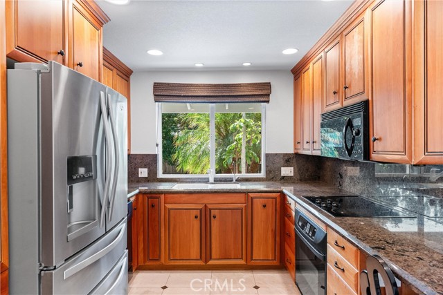 12172 Woodlawn Avenue, North Tustin CA: https://media.crmls.org/medias/e78b8cc5-affd-4dc8-ae28-ca01f24fcd44.jpg