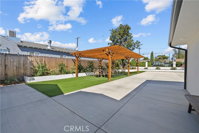 16360 Parthenia photo 17