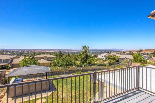 33411 Miners Drive, Yucaipa CA: https://media.crmls.org/medias/e78e16d8-83f2-48bc-a87f-f379677efccb.jpg
