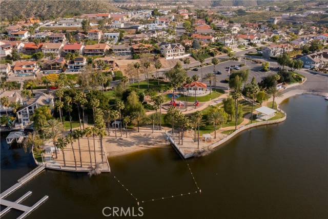 23849 Canyon Lake N Drive, Canyon Lake CA: https://media.crmls.org/medias/e78e76ae-5198-4791-a28a-9933569b13c7.jpg