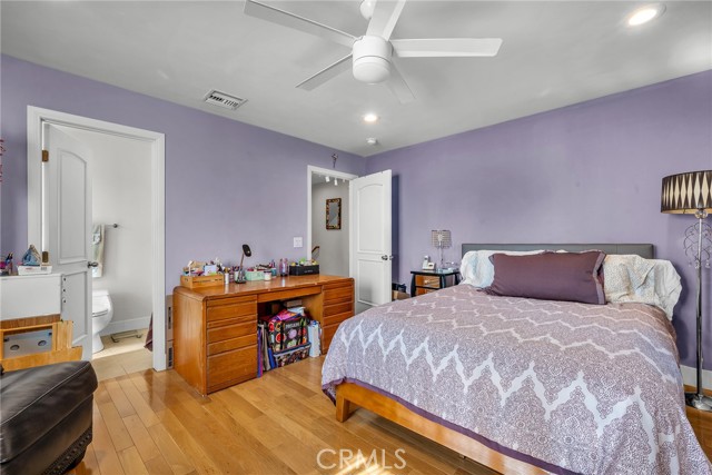 Detail Gallery Image 22 of 31 For 236 8th St, Seal Beach,  CA 90740 - 5 Beds | 5 Baths