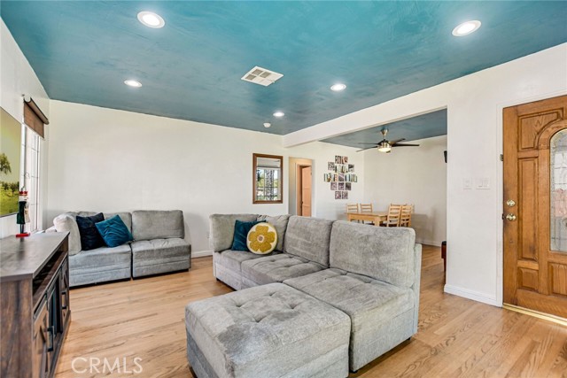 Detail Gallery Image 10 of 35 For 3525 N Mountain View Ave, San Bernardino,  CA 92405 - 3 Beds | 2 Baths