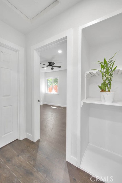 2112 California Avenue, Duarte CA: https://media.crmls.org/medias/e78fb9e3-2f4d-45e3-89dc-a8ff2433a01b.jpg