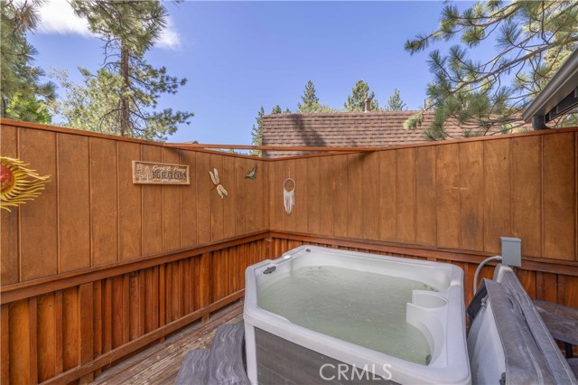 Detail Gallery Image 18 of 24 For 43132 Moonridge Rd, Big Bear Lake,  CA 92315 - 2 Beds | 2 Baths