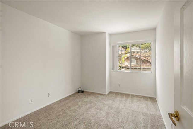 Detail Gallery Image 17 of 23 For 22125 Pamplico Dr, Saugus,  CA 91350 - 4 Beds | 2/1 Baths