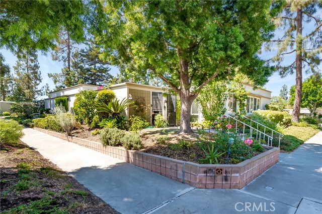 303 Avenida Sevilla #D, Laguna Woods, CA 92637