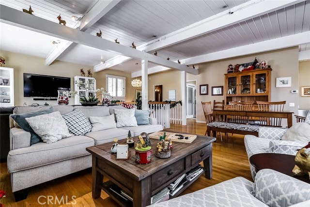 2908 Laurel Avenue, Manhattan Beach, California 90266, 3 Bedrooms Bedrooms, ,2 BathroomsBathrooms,Residential,Sold,Laurel,SB21265010