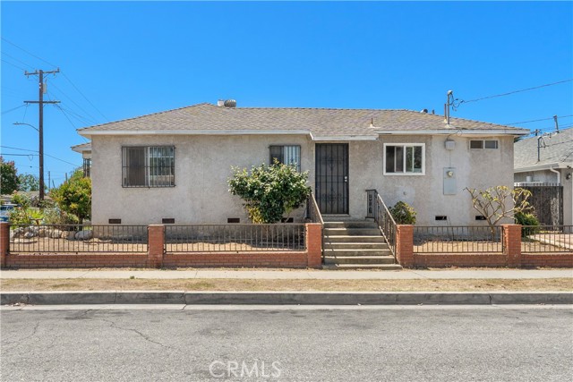 11905 Freeman, Hawthorne CA: https://media.crmls.org/medias/e7924741-ddc9-4a42-bb54-4ab300e948a9.jpg