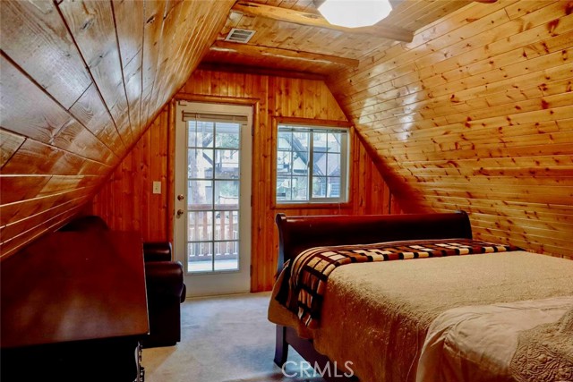 Detail Gallery Image 6 of 19 For 336 W Sherwood, Big Bear City,  CA 92314 - 4 Beds | 3 Baths