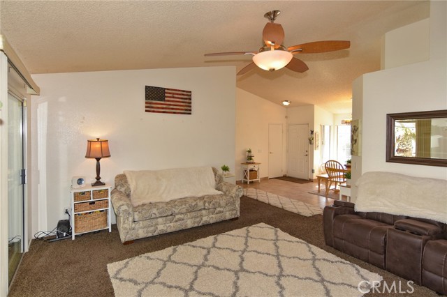 Detail Gallery Image 20 of 60 For 15094 Farmington St, Hesperia,  CA 92345 - 3 Beds | 2 Baths