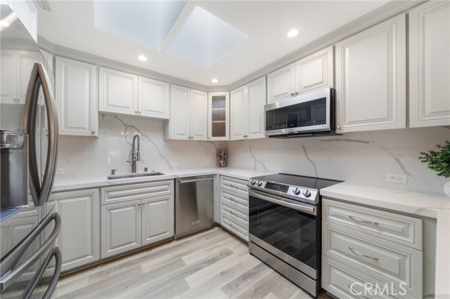 Detail Gallery Image 11 of 39 For 3084 via Serena #C,  Laguna Woods,  CA 92637 - 2 Beds | 2 Baths
