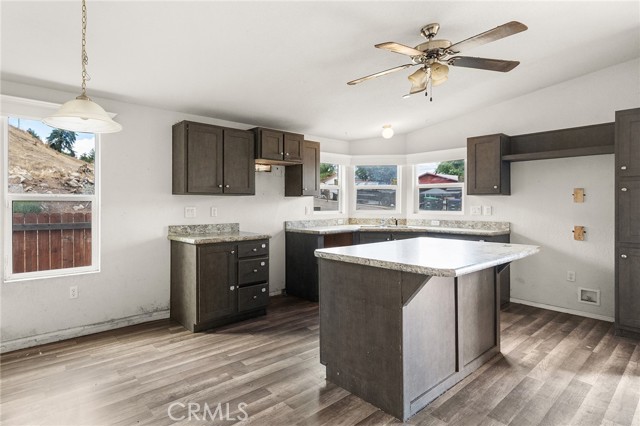17603 Hayes, Lake Elsinore CA: https://media.crmls.org/medias/e795062a-0f98-41a2-84fa-66d1b9f1b0bd.jpg