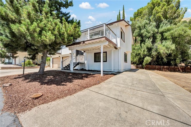 7846 Alston Way, Lucerne CA: https://media.crmls.org/medias/e7954ac5-f633-471a-879e-48839d203527.jpg