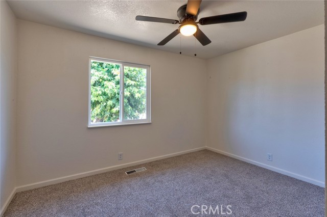 Detail Gallery Image 32 of 46 For 1101 Kensington Dr, Merced,  CA 95340 - 4 Beds | 2 Baths