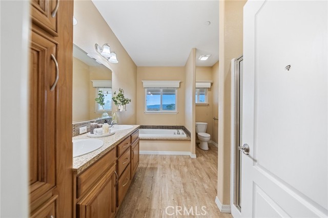 Image 17 of 37 For 49780 Windsong Way B