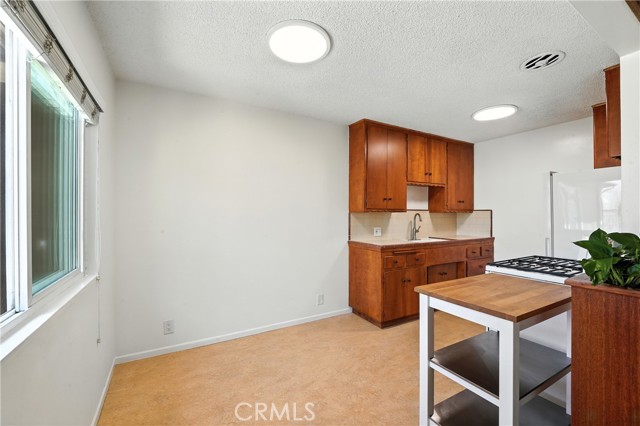 Detail Gallery Image 13 of 45 For 2135 E Florida St #7,  Long Beach,  CA 90814 - 1 Beds | 1 Baths