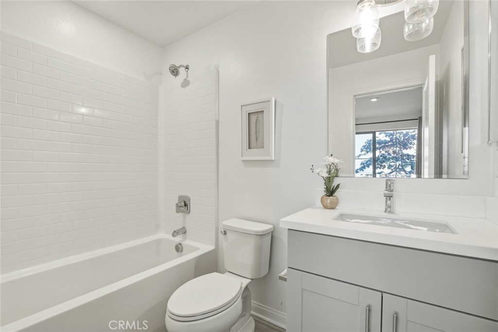 1610 Holly Leaf - photo 12