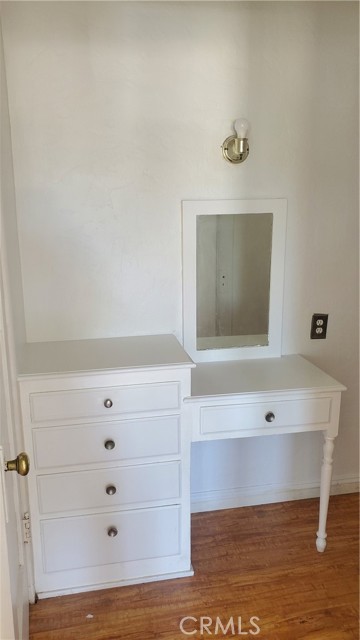 5723 N Huntington Drive, Los Angeles CA: https://media.crmls.org/medias/e798897d-18e5-4a71-a599-99f87ec294e9.jpg