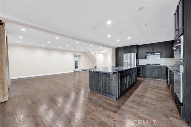 Detail Gallery Image 7 of 43 For 69 Penhill Ct, Glendale,  CA 91206 - 3 Beds | 3 Baths